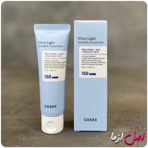 عکس ضد آفتاب اولترا لایت کوزارکس آبرسان و حاوی آلوئه ورا و هیالورونیک اسید رنگ آبی اصل کره اس پی اف 50 بدون رنگ Cosrx Ultra Light Invisible Sunscreen